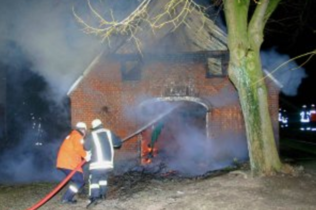 Brand Stallgebäude